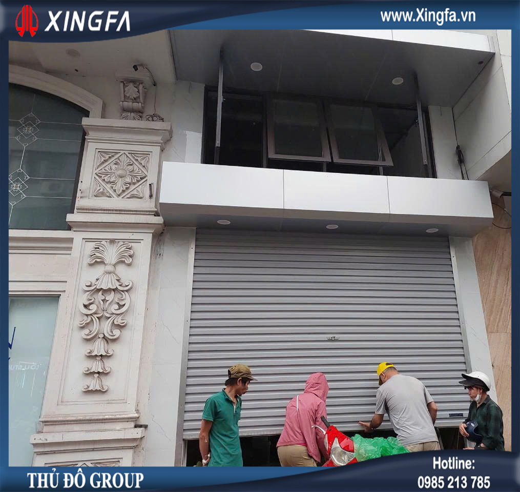 Cửa cuốn Austdoor có tự dừng khi gặp vật cản?